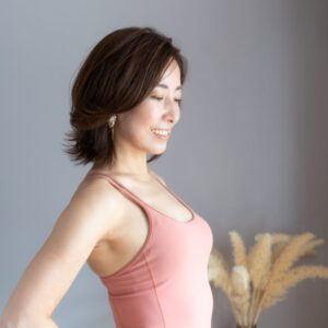 山崎麻央